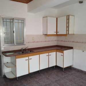 Venta casa Interna, unica, pasillo